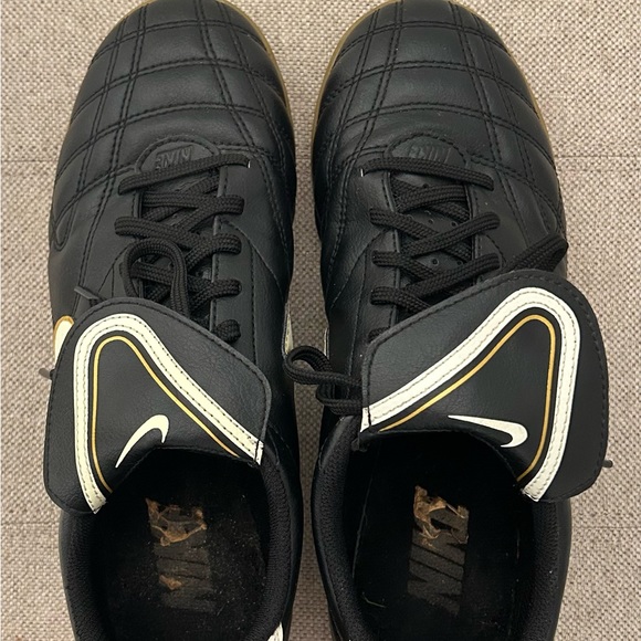 Nike Mens Tiempo Natural III IC 366206-018 Black Running Shoes Lace Up Size 7 - Picture 12 of 12